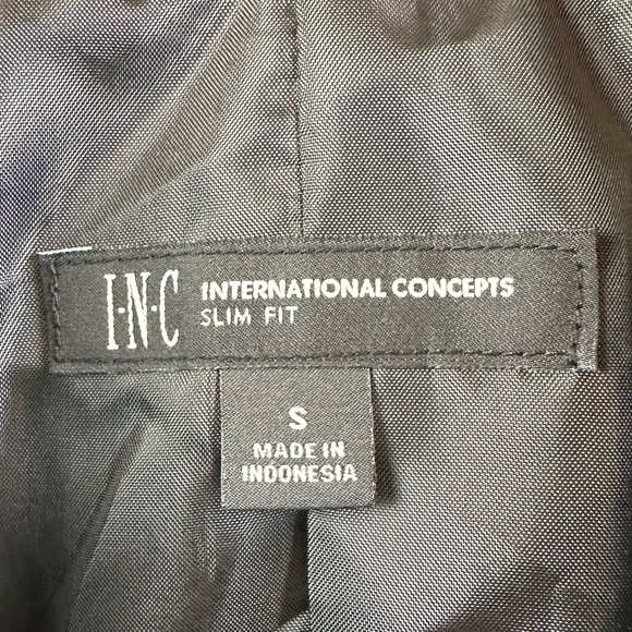 INC International Concepts Men’s Slim Fit Black Velvet Blazer Formal Size Small - Picture 10 of 17